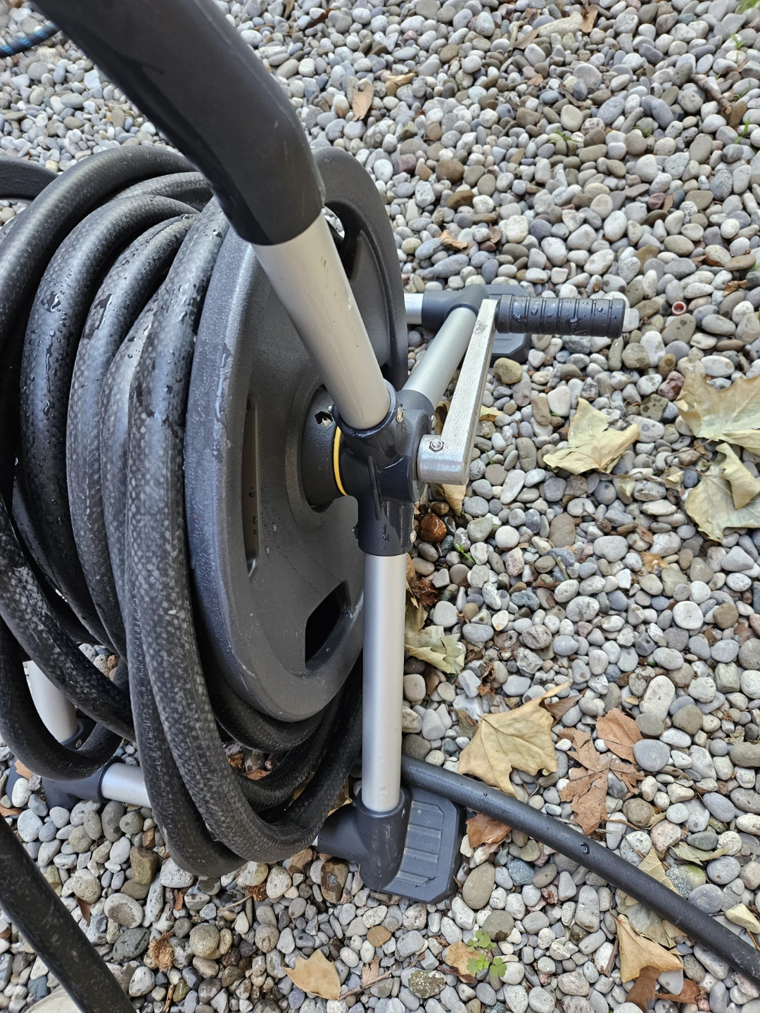 Costco hose and  hose holder - photo 4