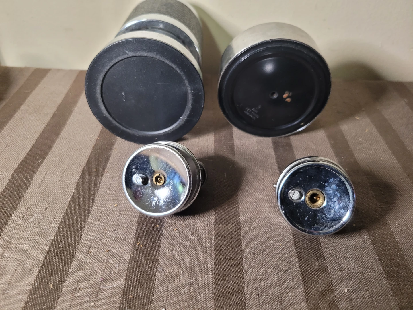 2 Vintage Butane  Chrome Table Lighters - photo 2