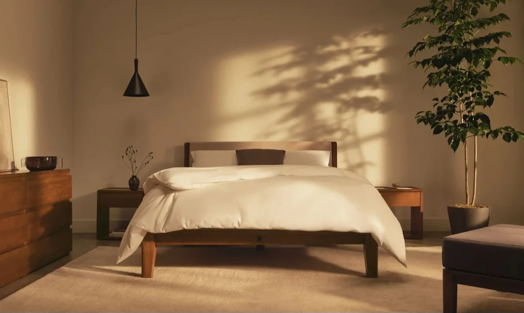 Thuma Wooden bed frame with upholstered headboard + Cushion - photo 5