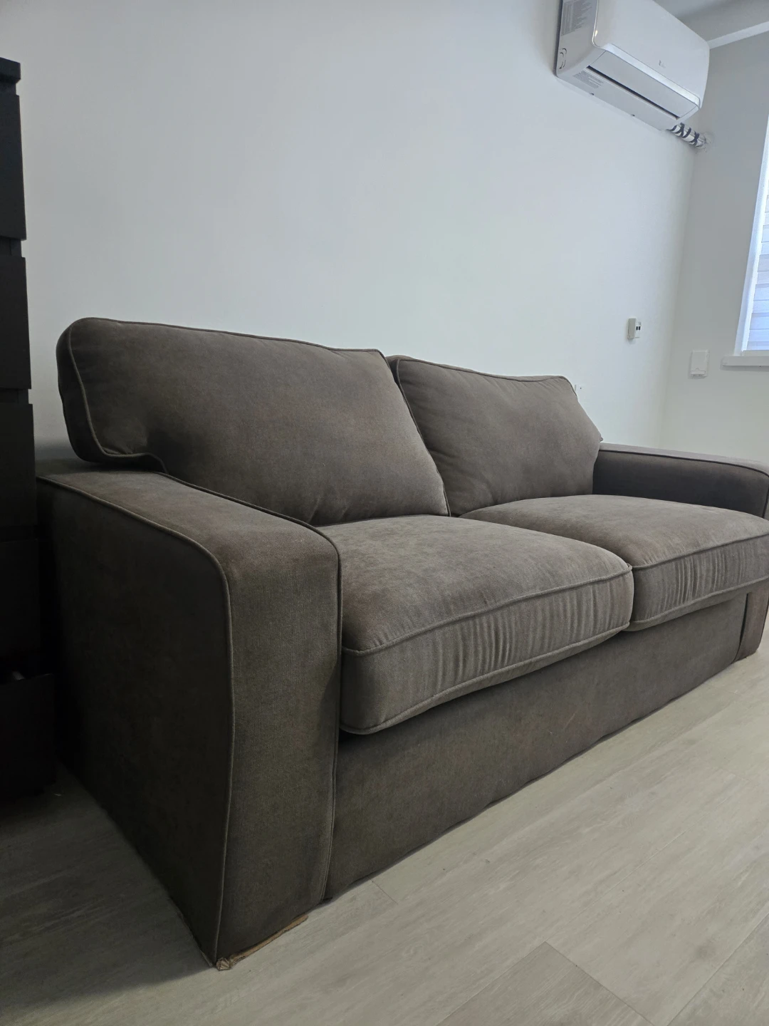 Fiona 74" Chenille Fabric Full-Size Sofa Bed - Moving sale - photo 4