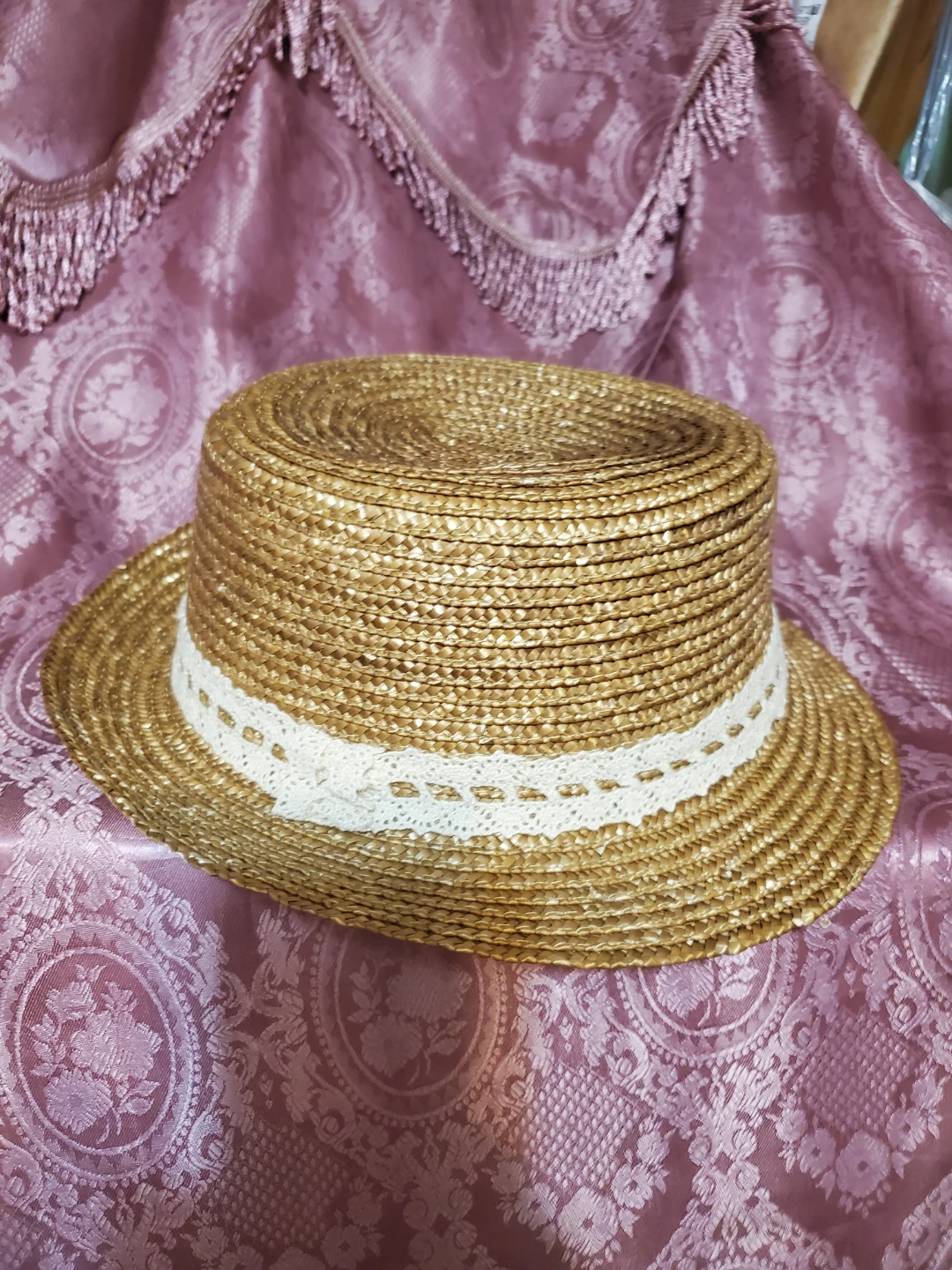 Straw Boater Hat with Lace Ribbon - photo 4