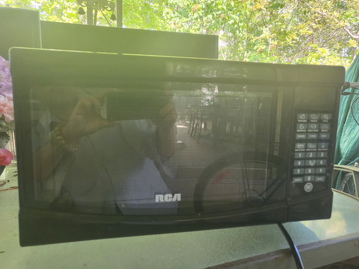 RCA Microwave Oven