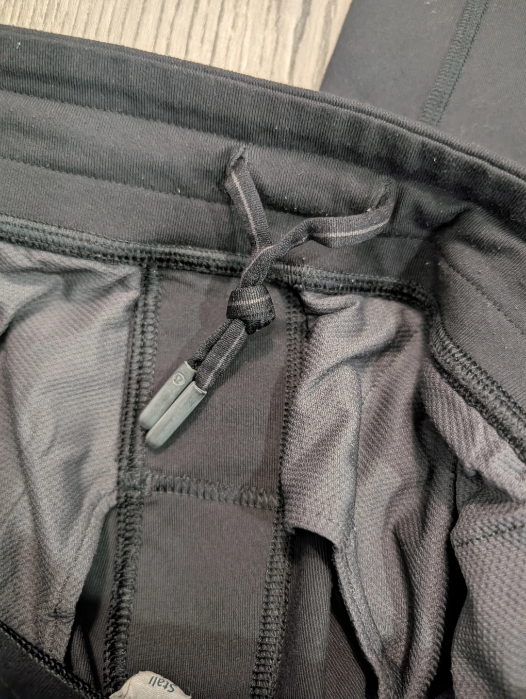 EUC - Men's Lululemon Black Kung Fu Pants Size S - photo 4