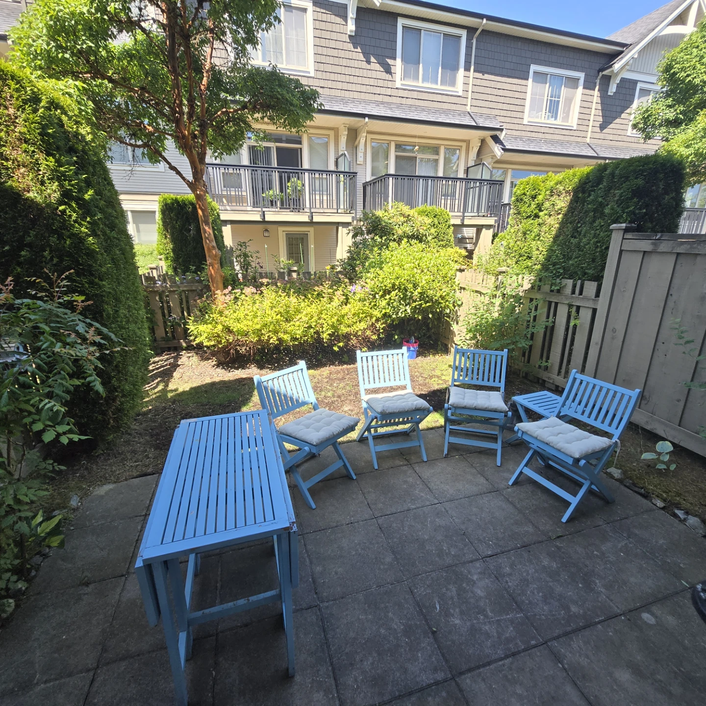 Patio set - photo 2
