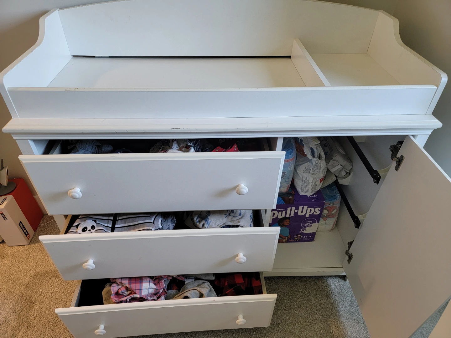 South Shore White Changing Table with Drawers and Cabinet