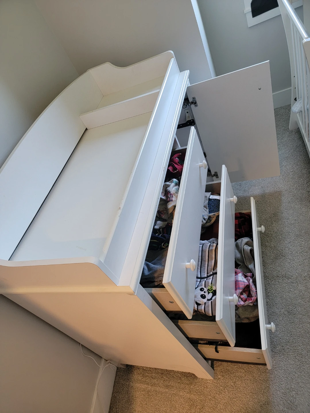 South Shore White Changing Table with Drawers and Cabinet - photo 2