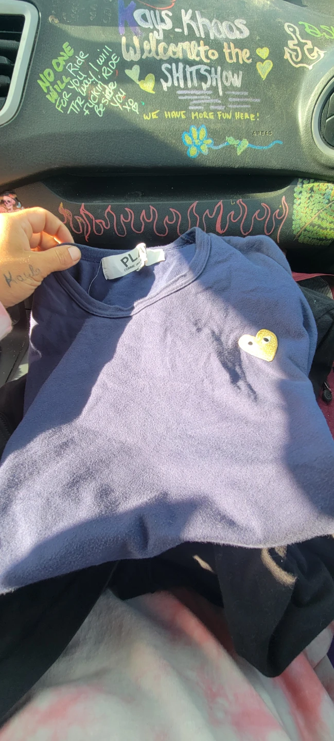 Play heart t shirt