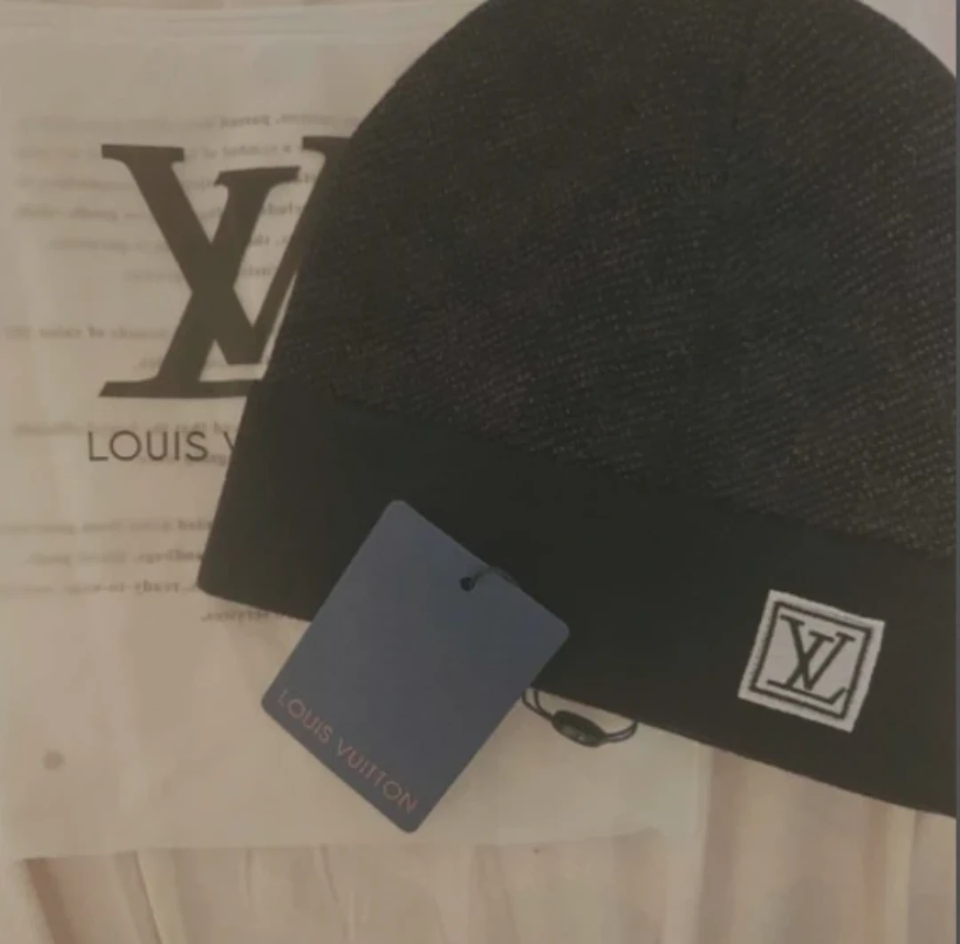 Louis Vuitton Beanie Black - photo 2
