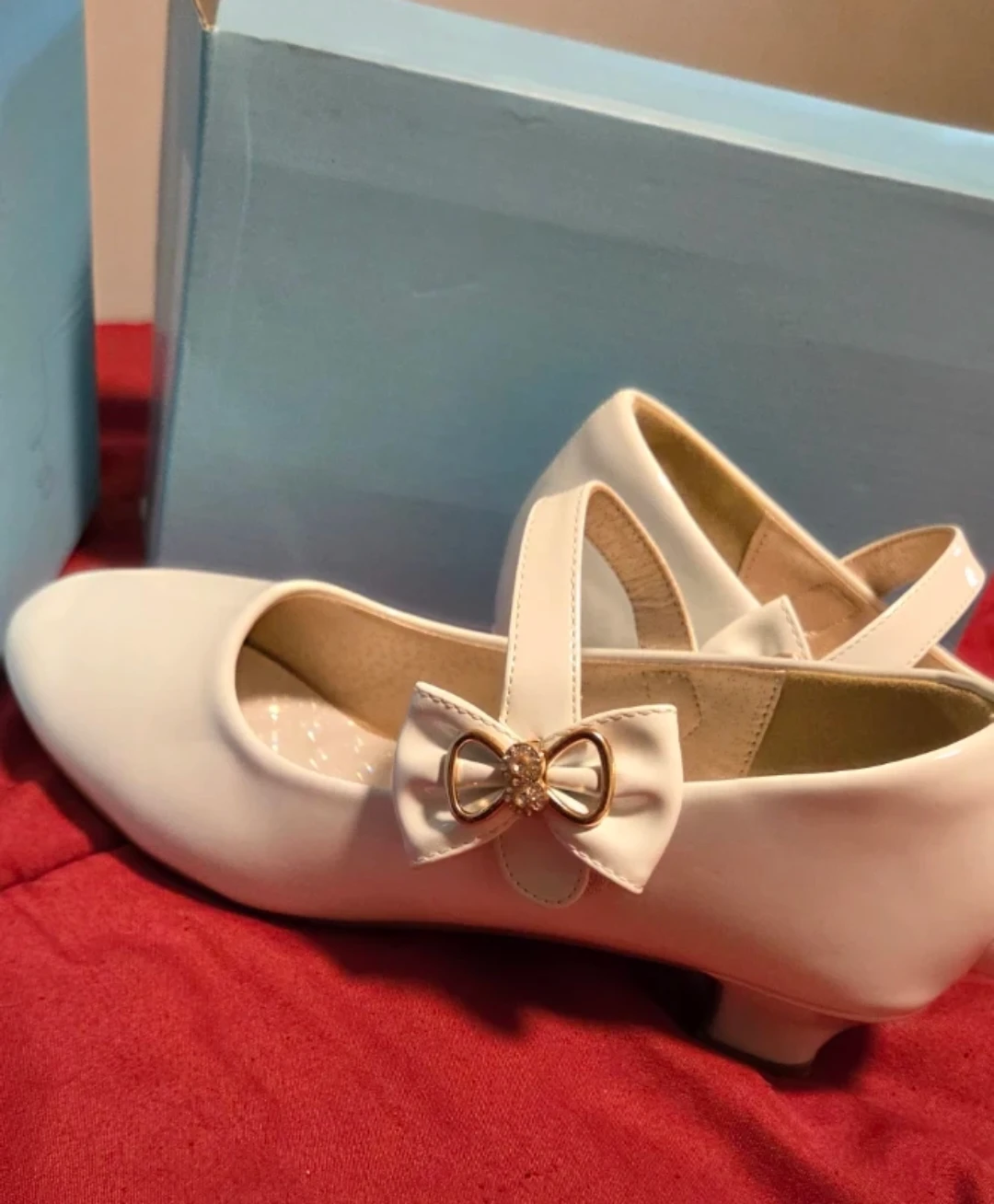 Dufannie, White patent Mary Jane shoes with bow accent - photo 4