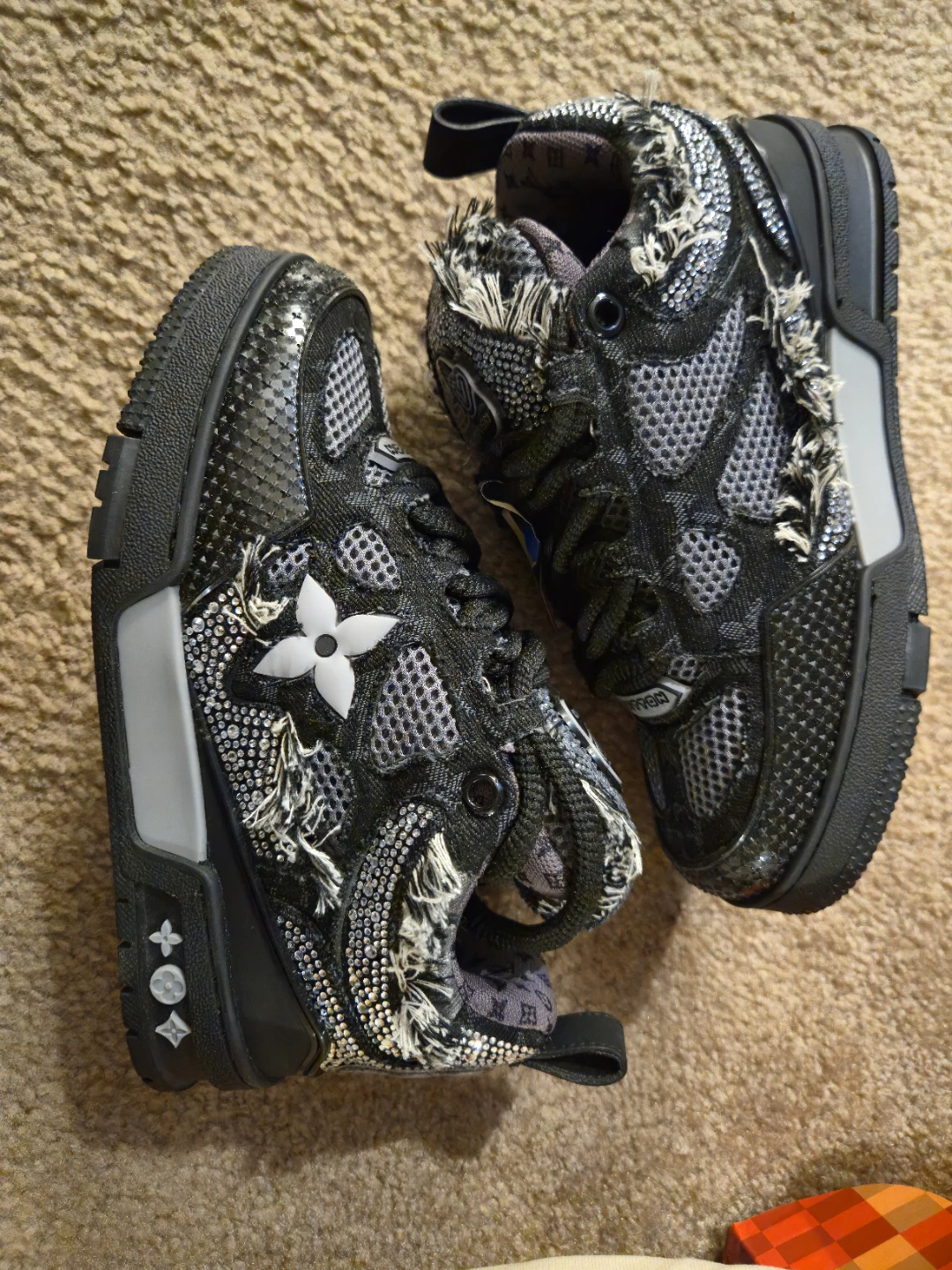 Louis Vuitton x Swarovski Sneakers size 6, 23.5cm