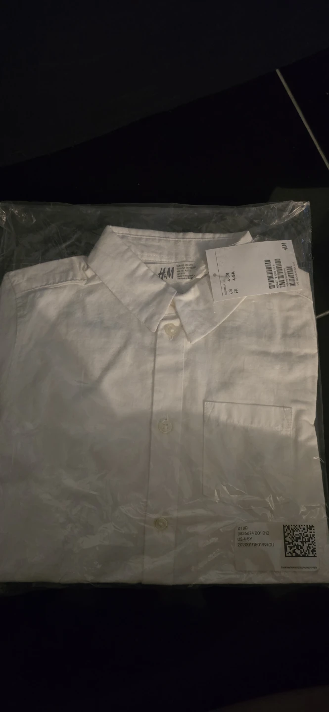 H&M White Button-Up Shirt - Size 4-5Y