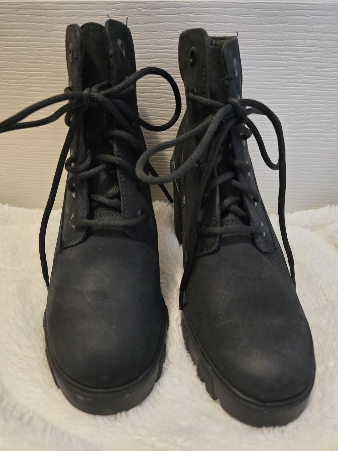 Timberland Black Suede Lace-Up Block Heel Boots, Size 7.5 - photo 2