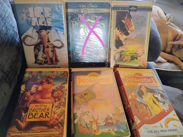 Christmas and Kids VHS tapes - photo 2