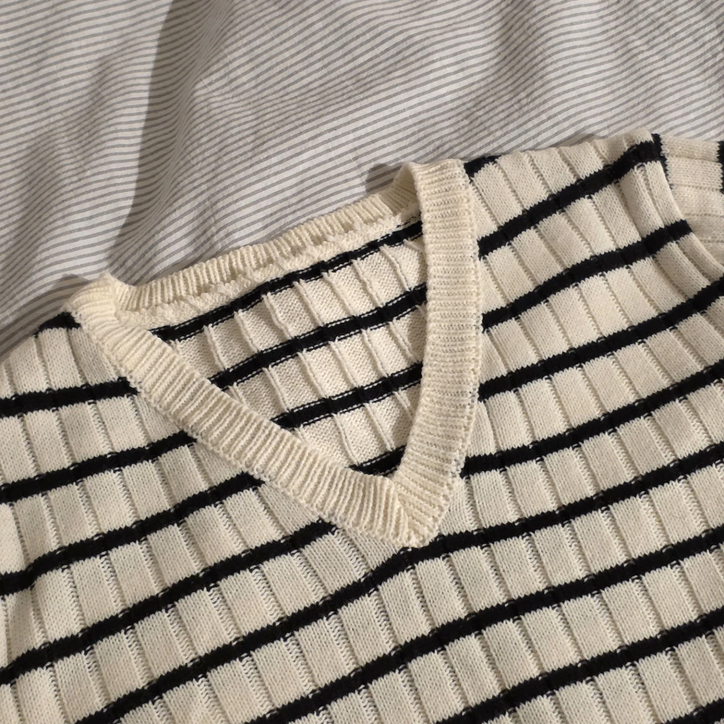 Cropped striped top - photo 2