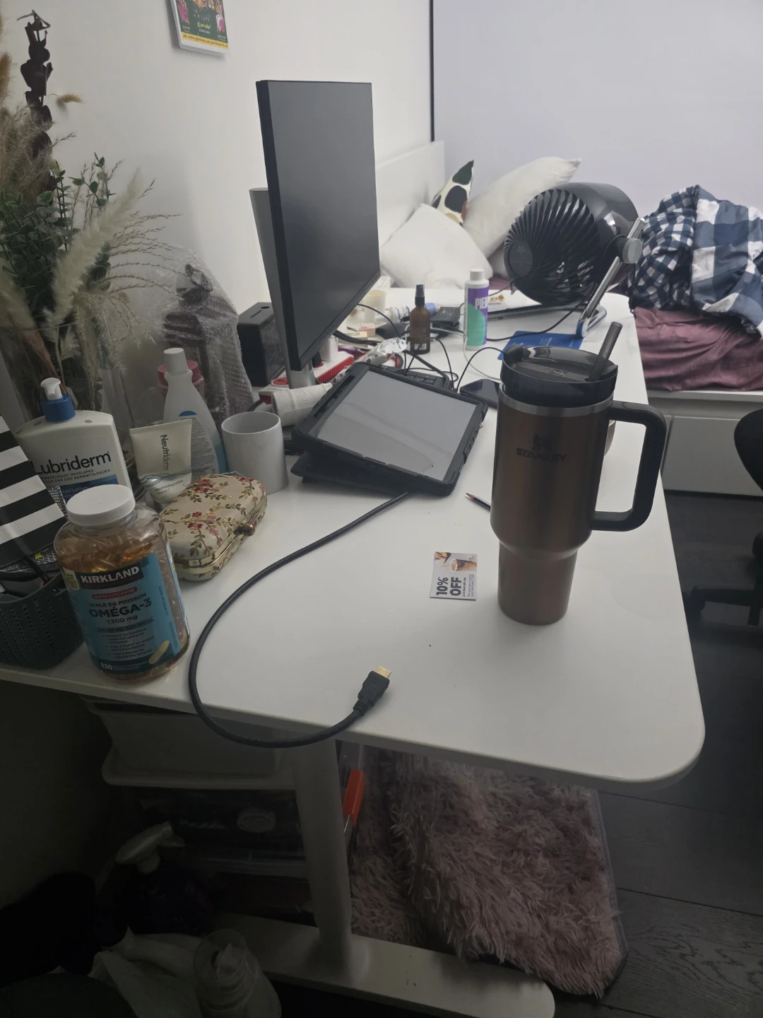 work desk +chair - photo 5