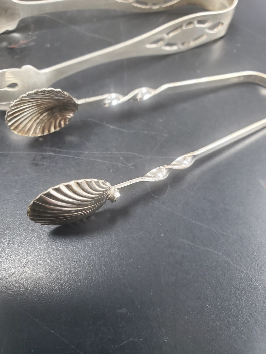 STERLING SILVER SET. Vintage Silver Tone Tongs Set - photo 2