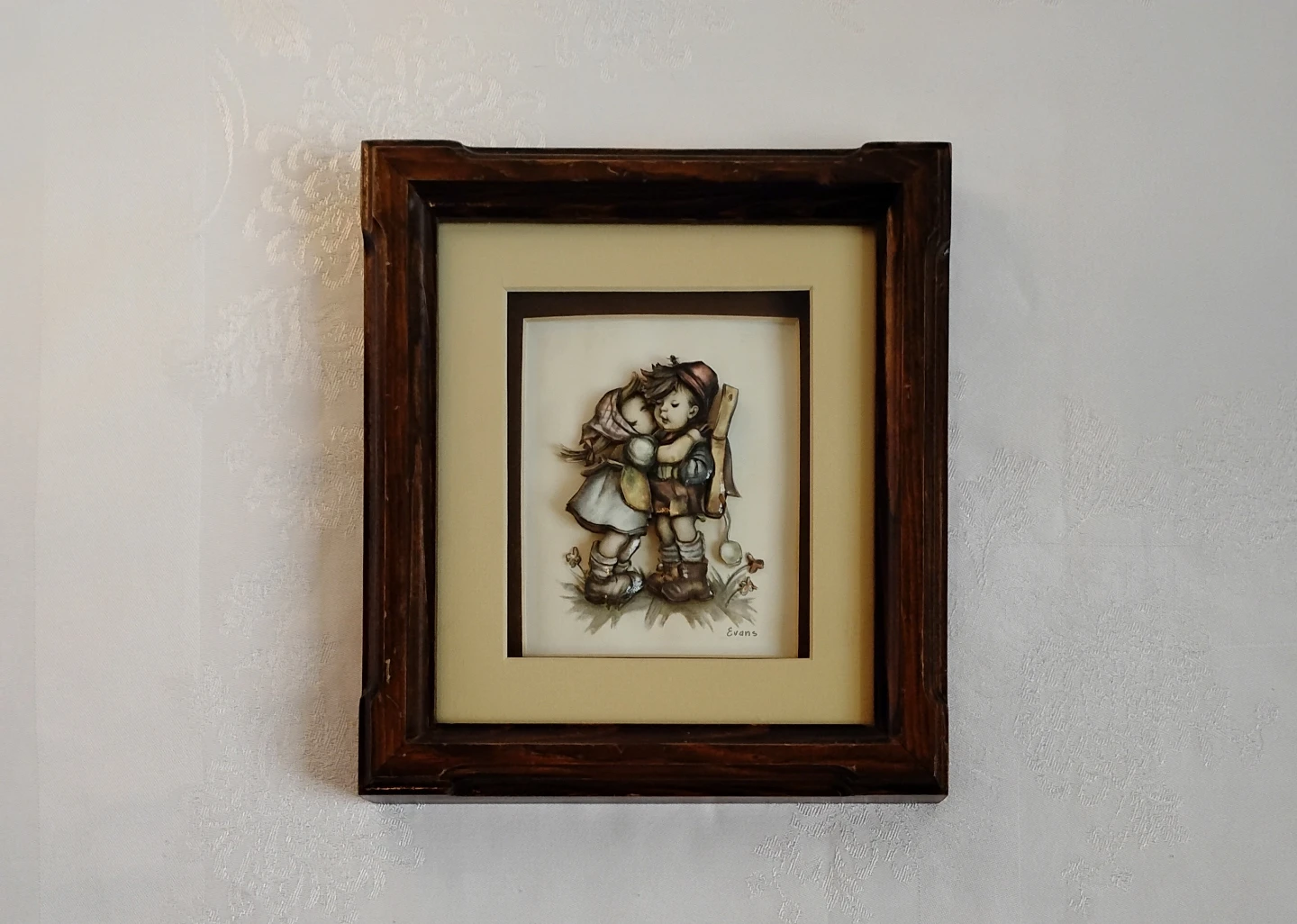 ⚽ Vintage Picture Solid Wood