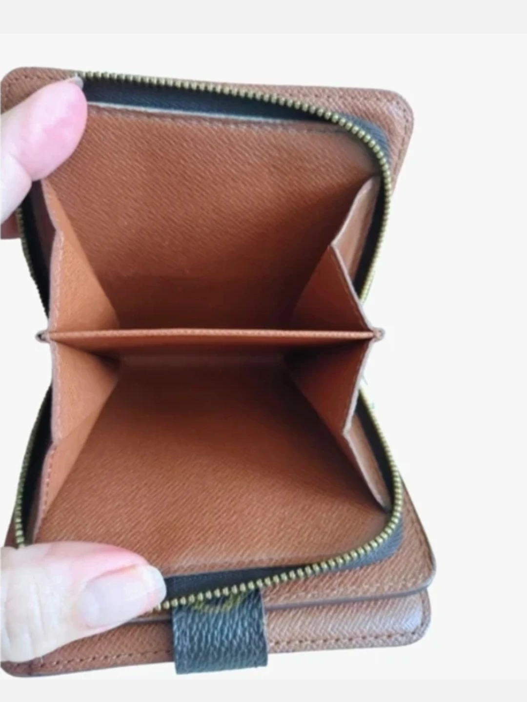 Louis Vuitton Monogram Compact Zip Bifold Wallet - photo 5