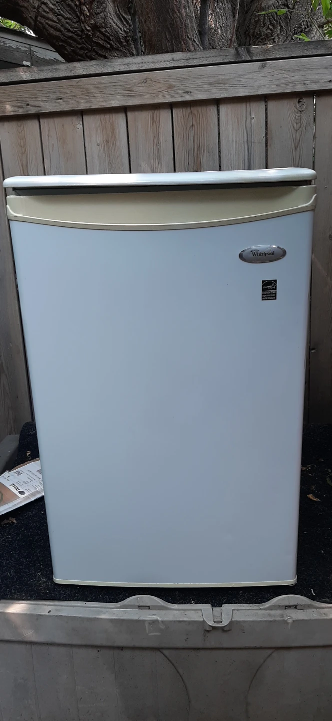 Whirlpool Compact Refrigerator