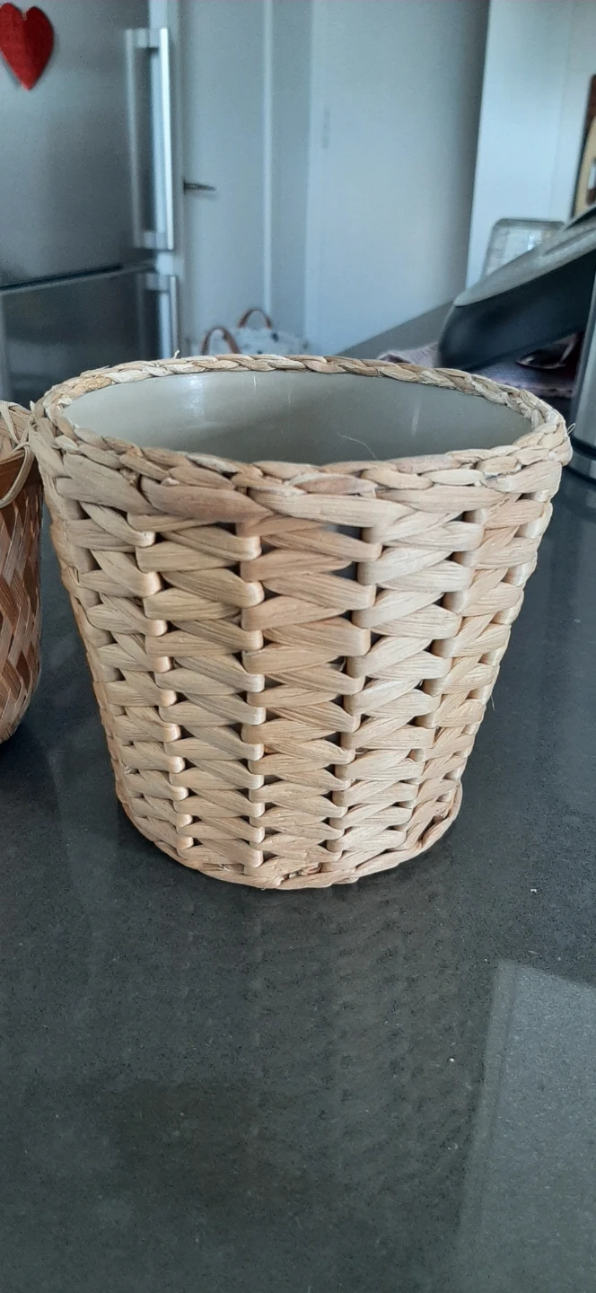 2 Ikea Flower pots 🪴 - photo 3