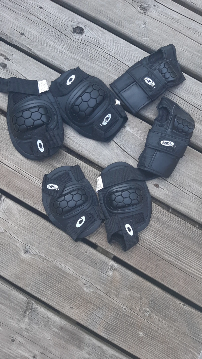 Osprey Protective Gear Set