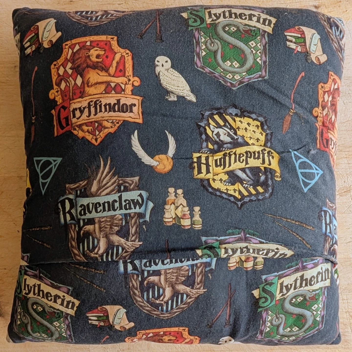 Harry Potter House Crests Handmade Throw Pillow - photo 2