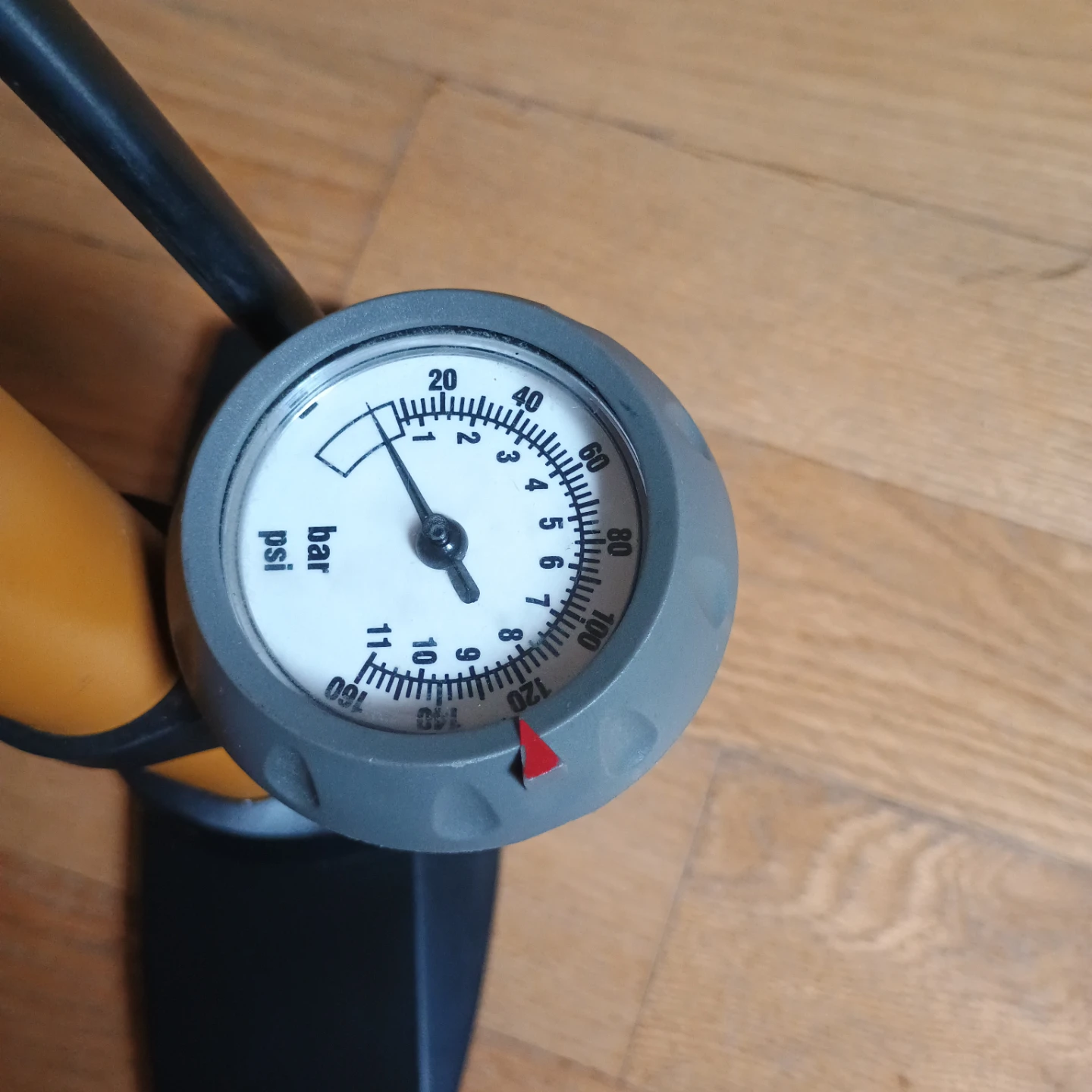 Bladewell Bicycle Floor Pump with Gauge - photo 5