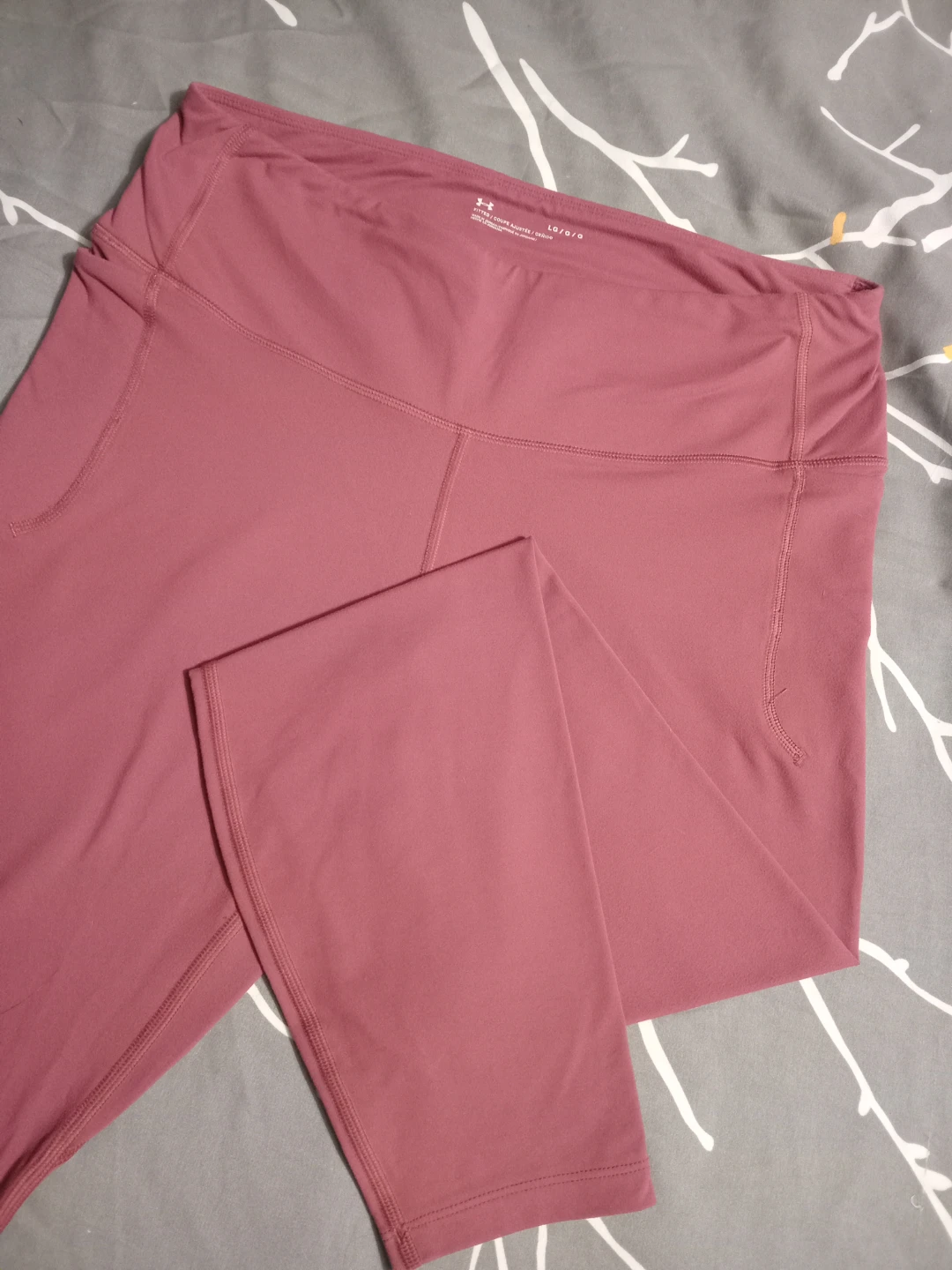 Under Armour Pink Yoga pants