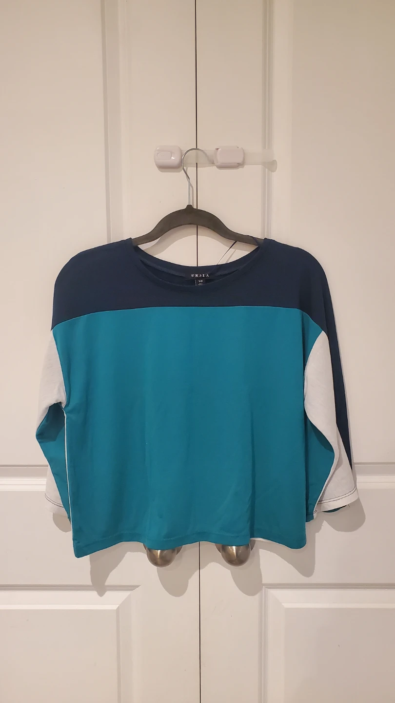 Cropped Top Bundle - photo 3