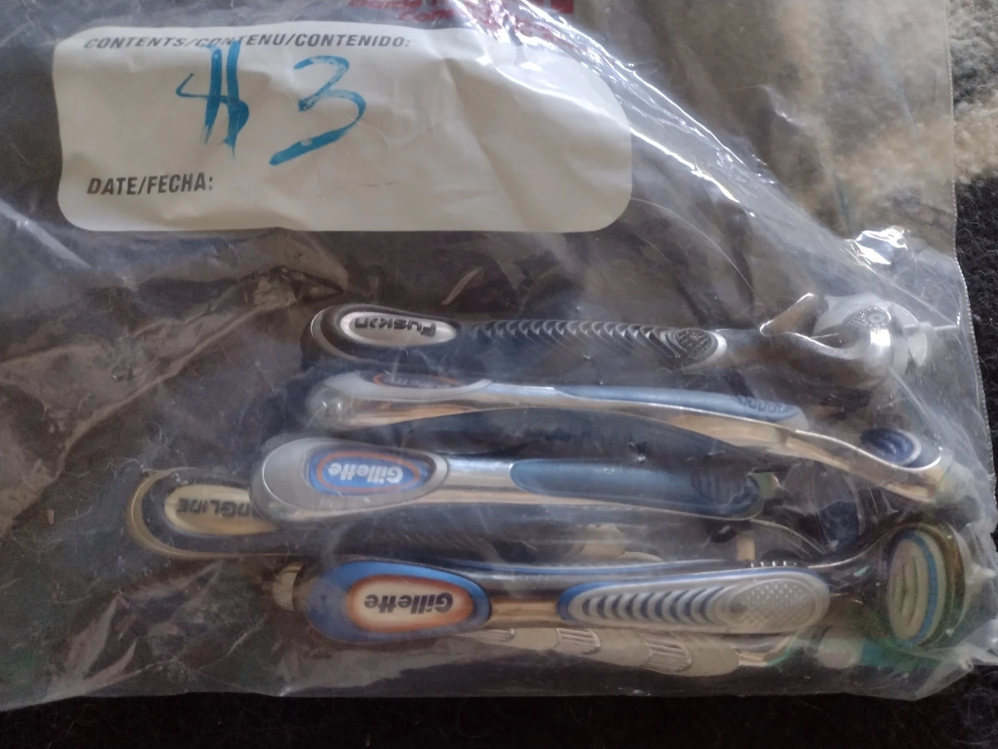Gillette & Schick Razors - Set of 4 - photo 2