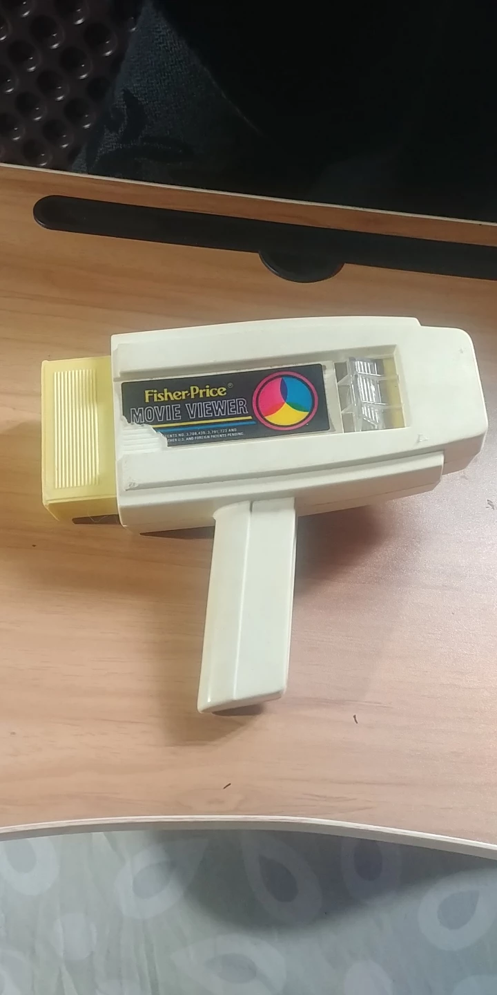 Fisher-Price Movie Viewer Toy - photo 2