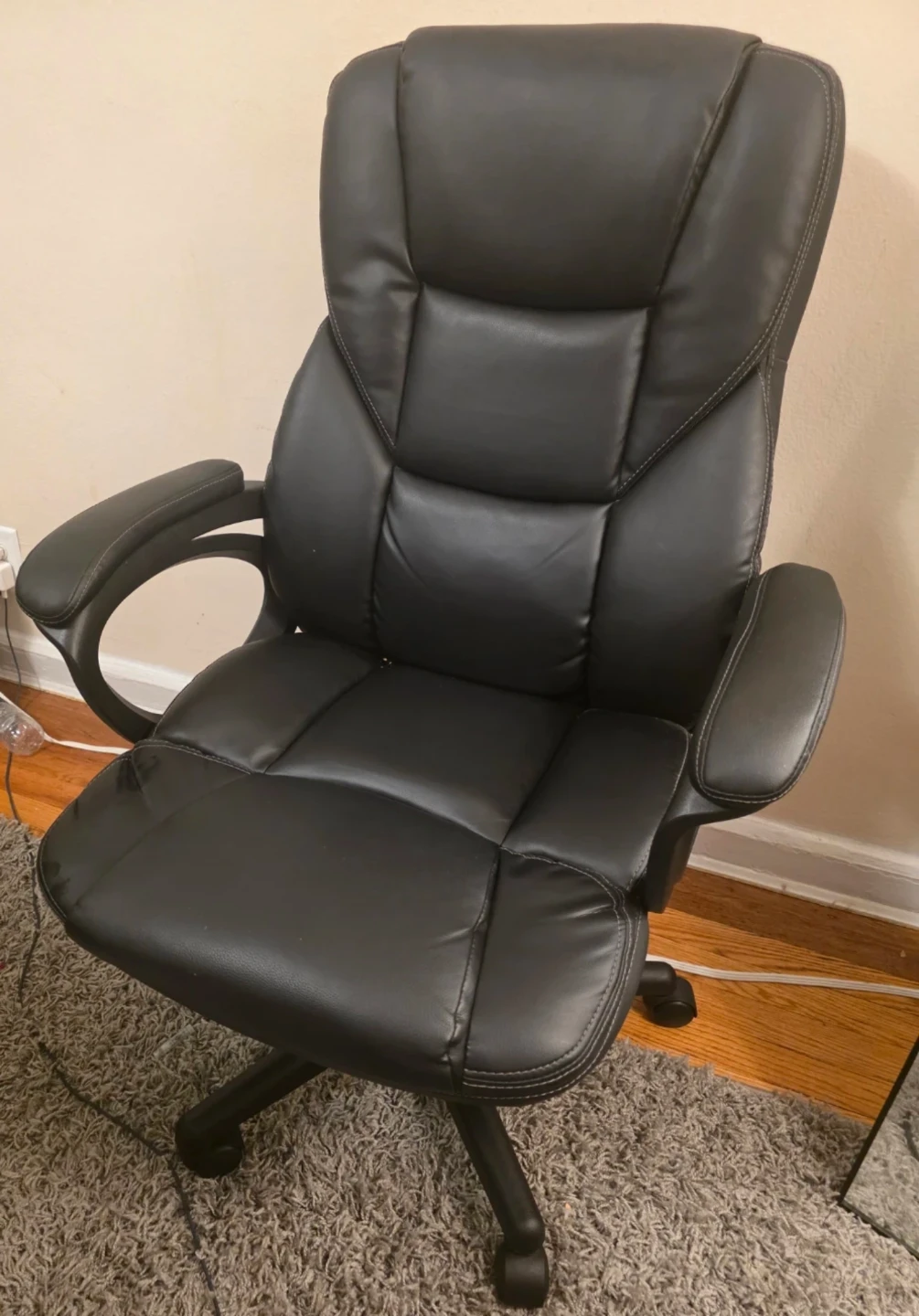 Black Faux Leather Executive Office Chair - photo 2