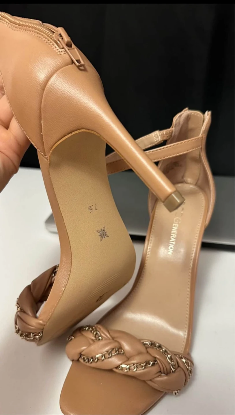BCBGeneration Tan Braided Chain Heeled Sandals Size 7.5 - photo 3