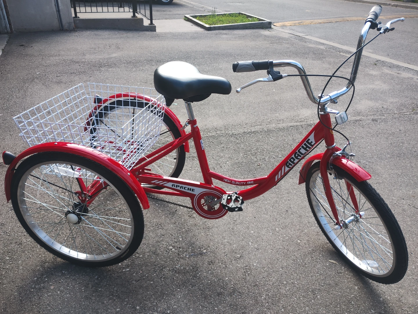 Red Apache adult tricycle with basket - photo 3