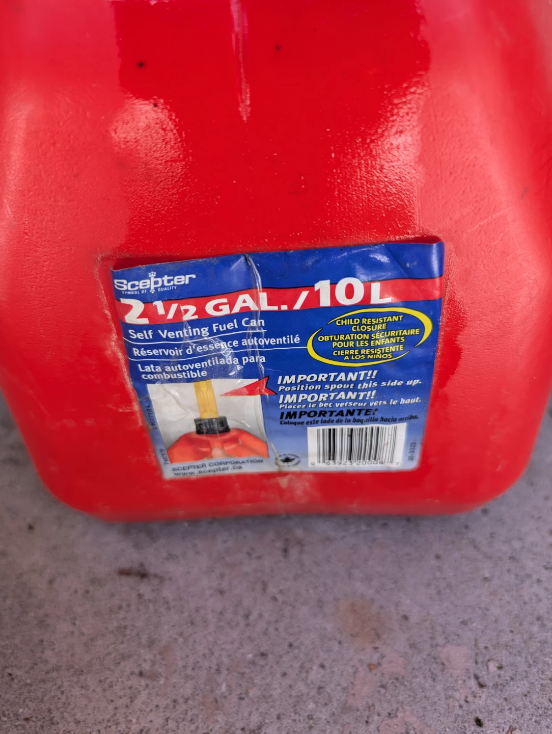 Scepter 2 1/2 Gal / 10L Red Gasoline Fuel Can - photo 2