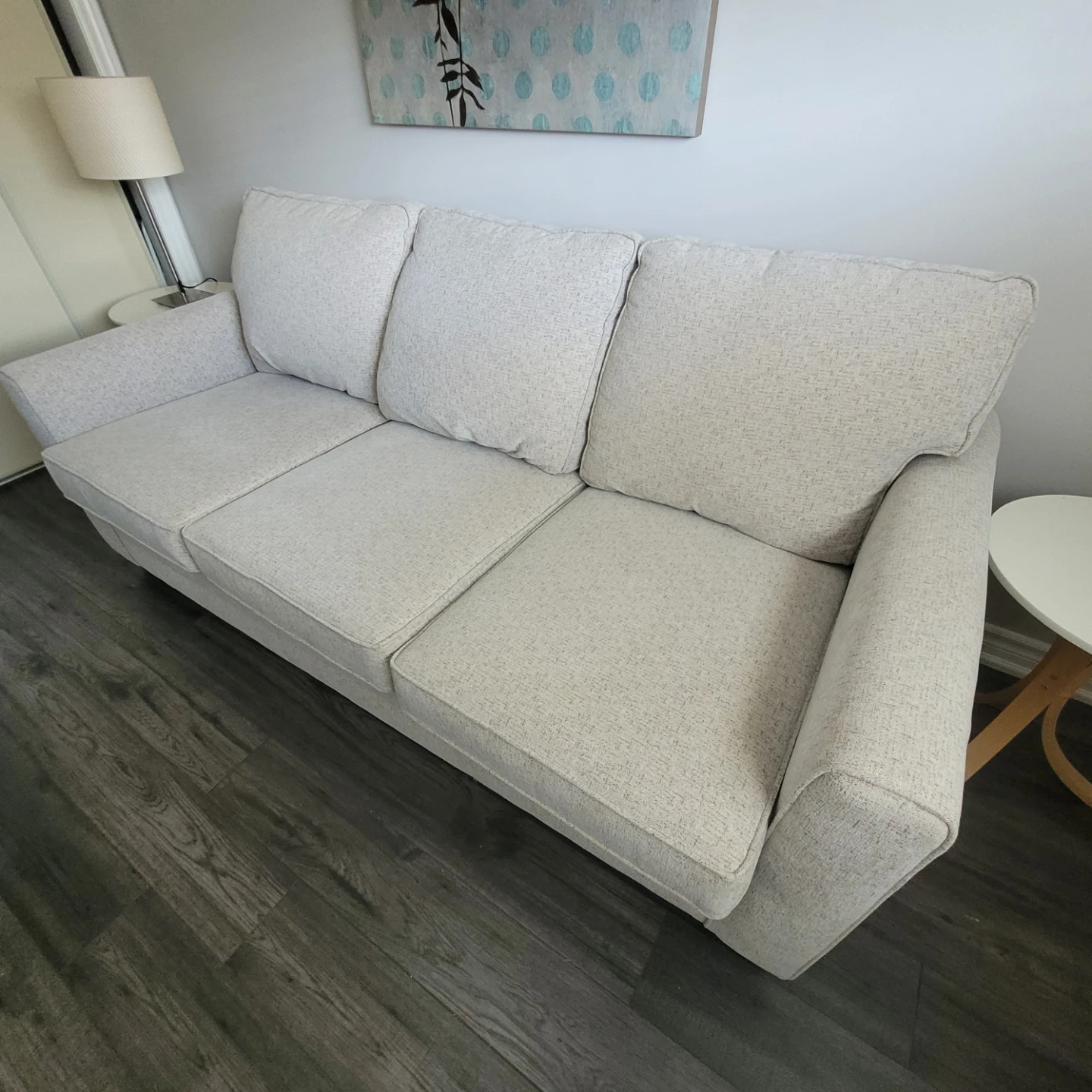 High-End Queen Sofa Bed by Superstyle – Pristine Condition - photo 2