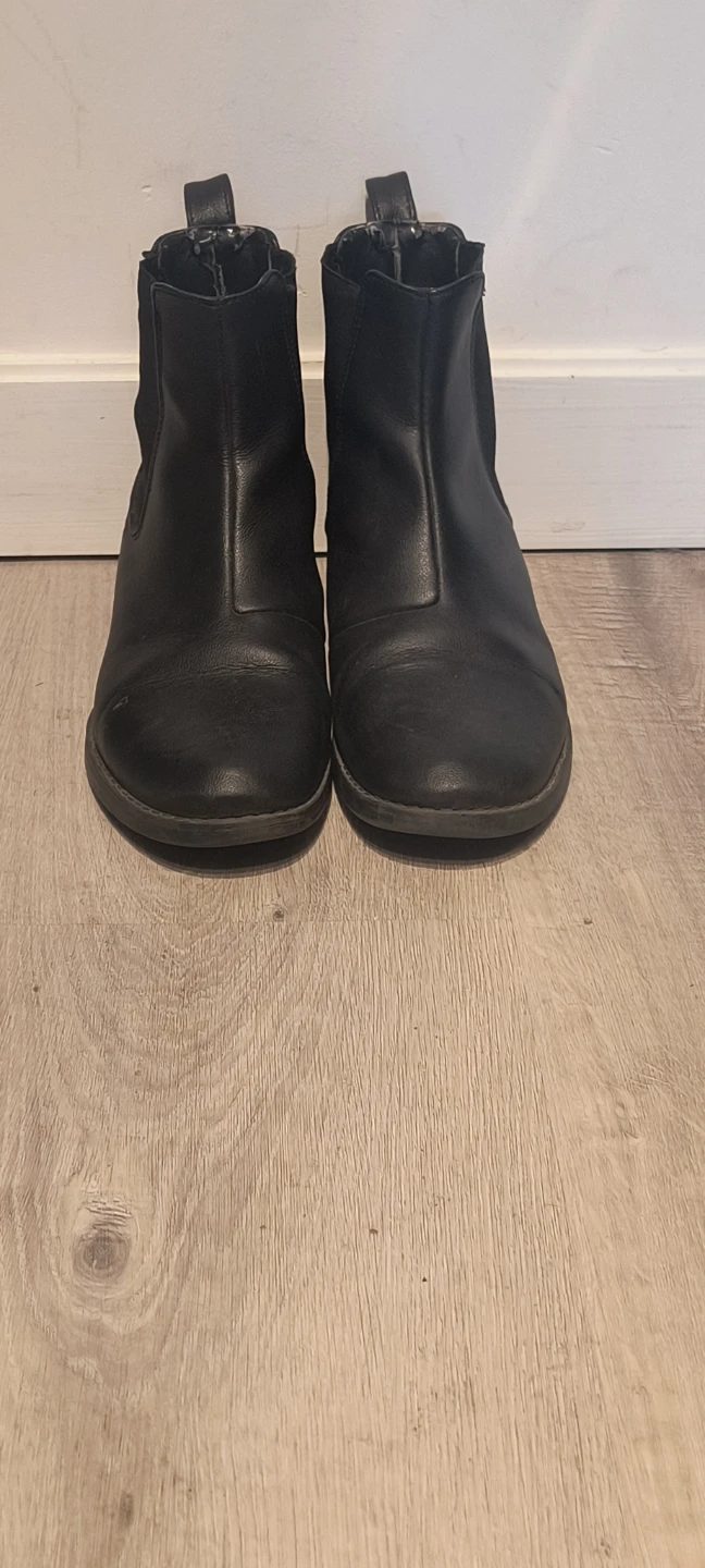 Women's Black Chelsea Boots Size 39 (8.5 US) - photo 4