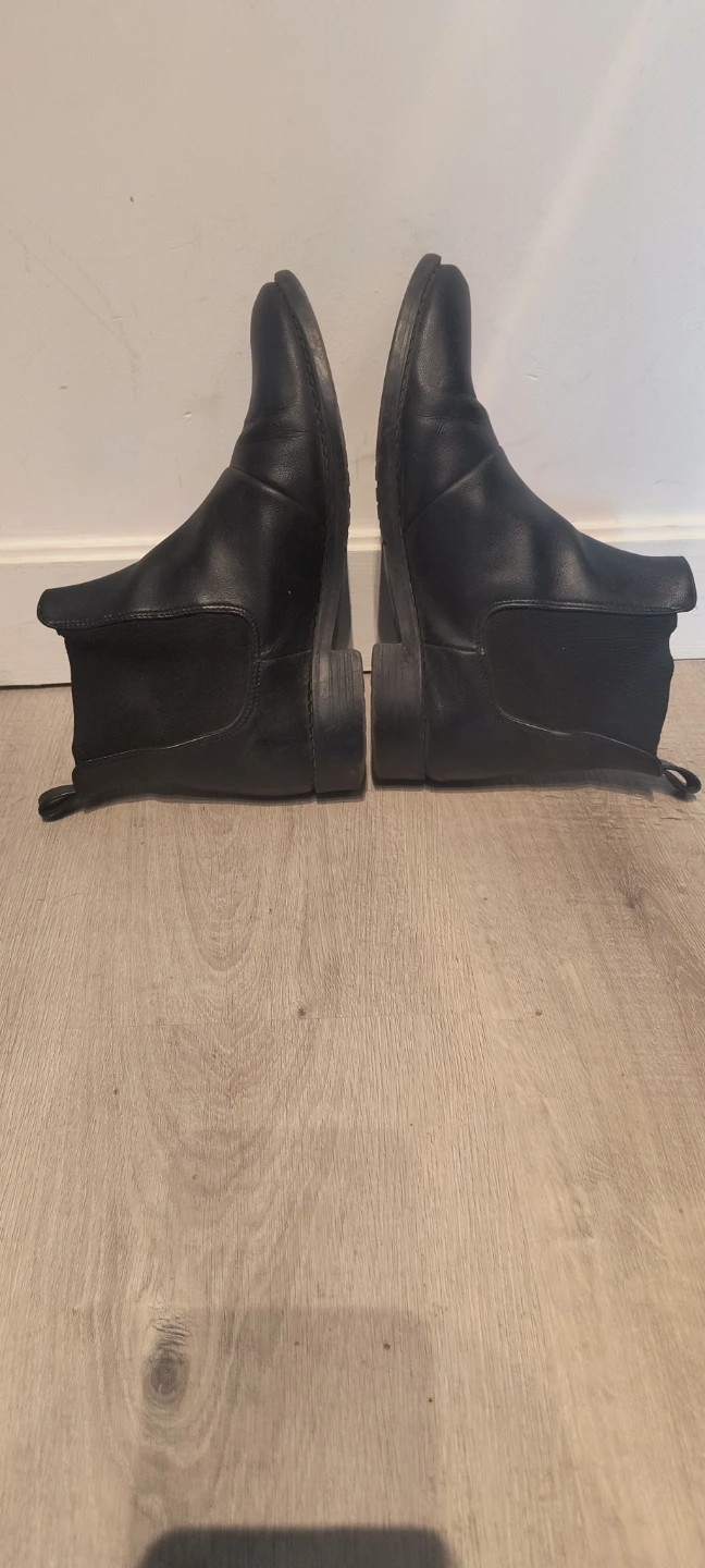 Women's Black Chelsea Boots Size 39 (8.5 US) - photo 5