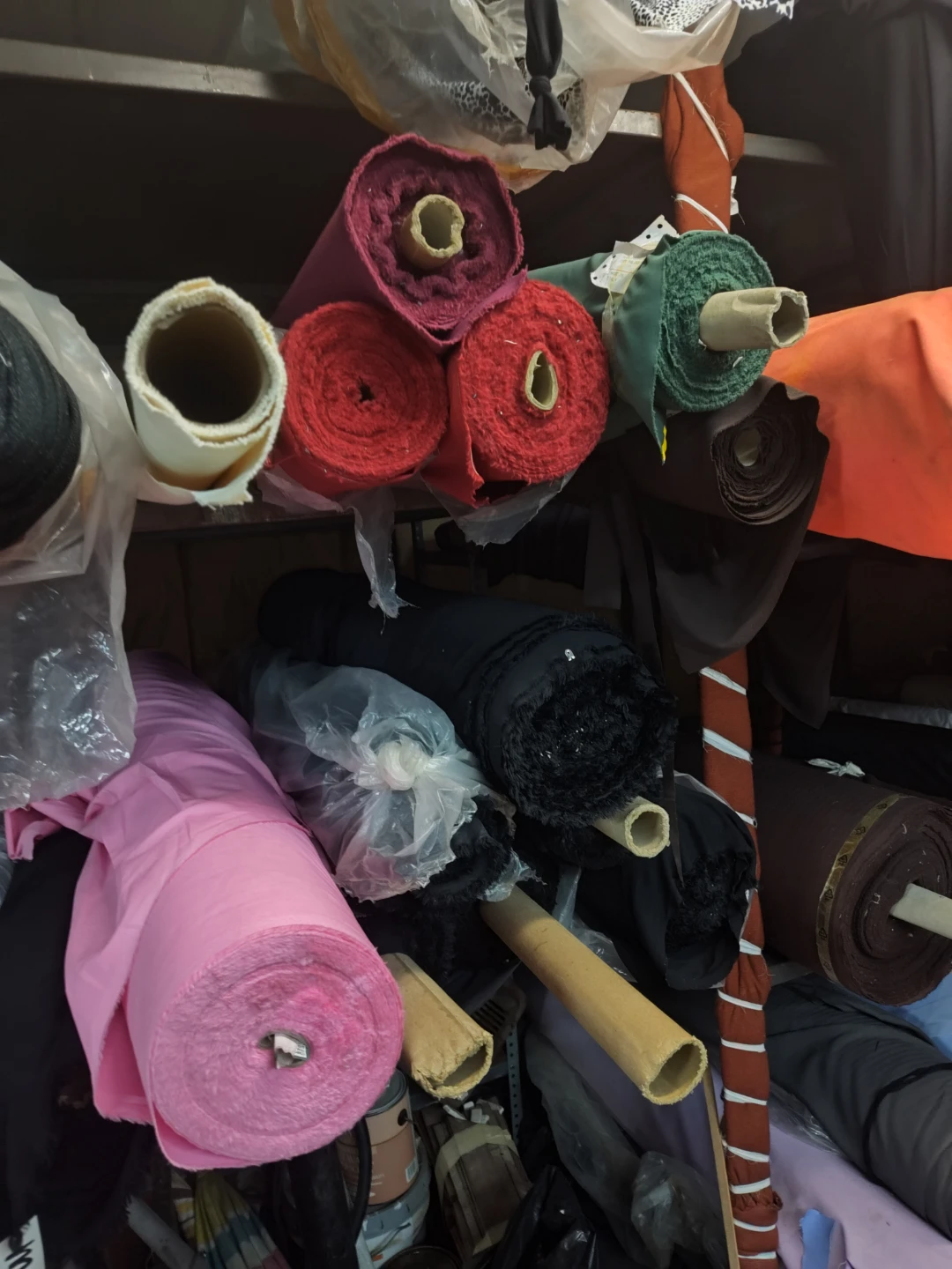 Fabric rolls - Various colors and patterns - photo 2