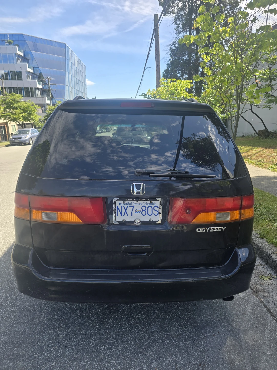 Black Honda Odyssey Minivan - photo 4