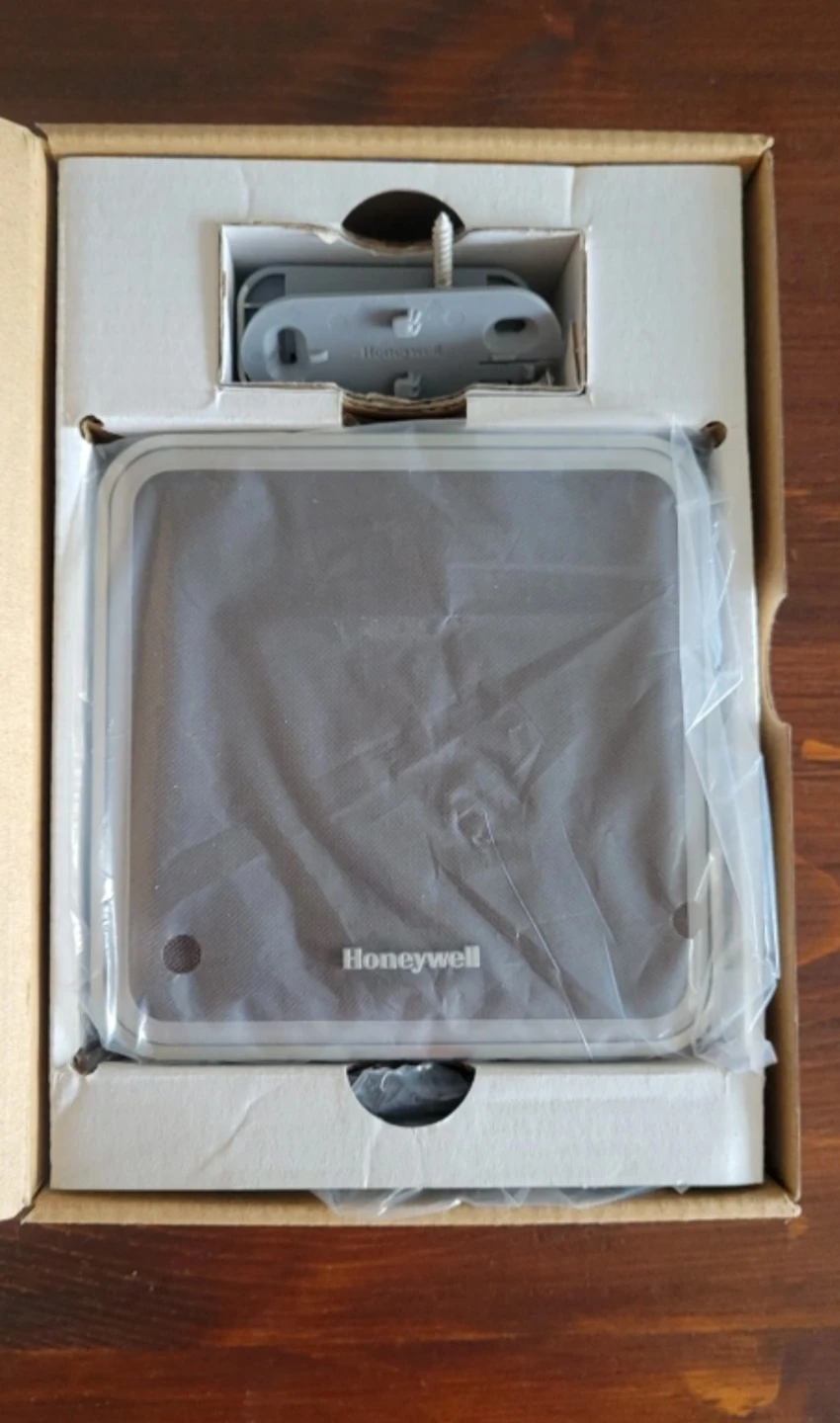 Honeywell Portable Wireless Doorbell and Push Button - photo 3