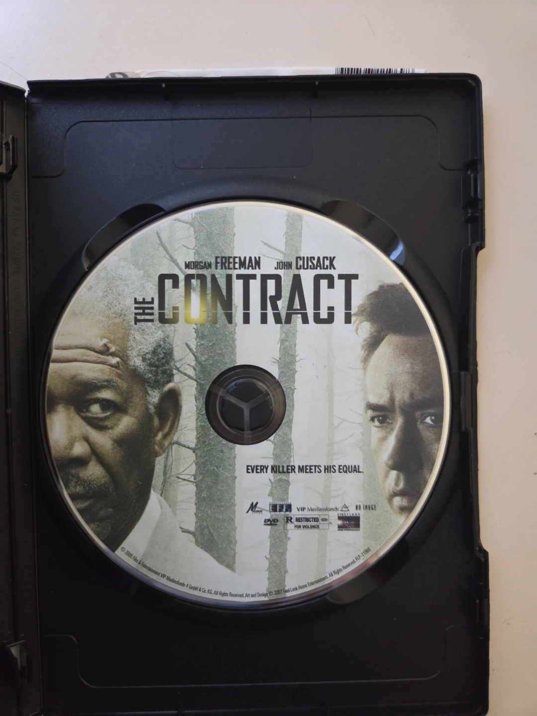 The Contract DVD - photo 3