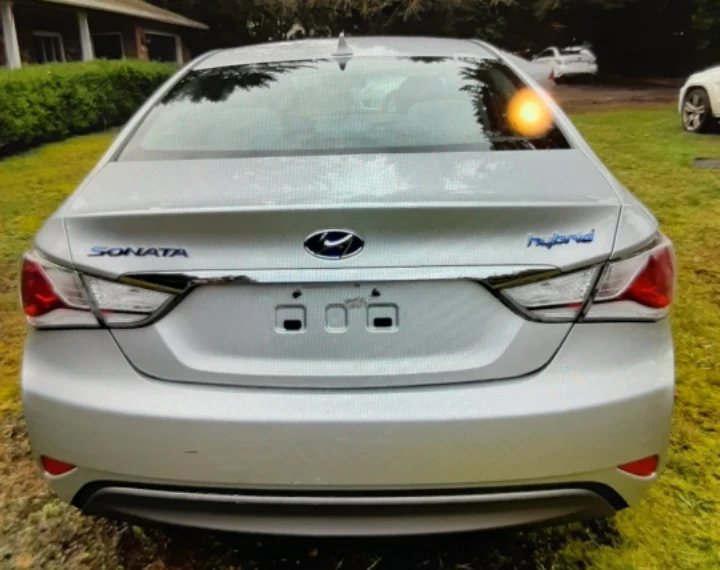 2013 Hyundai Sonata Hybrid Blue Drive Low Kms