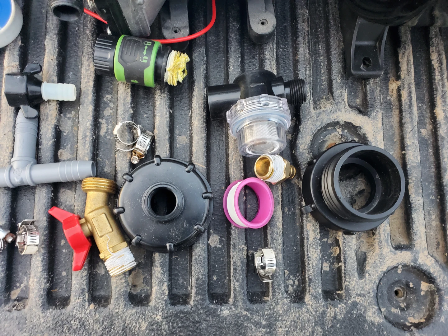 2 Gallon Expansion Tank & Shurflo Pump - photo 4
