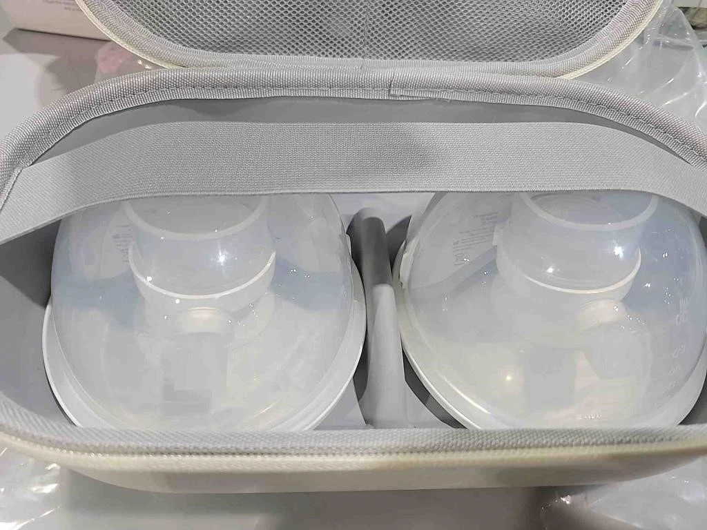 Momcozy M5 Wearable Breast Pumps - photo 3