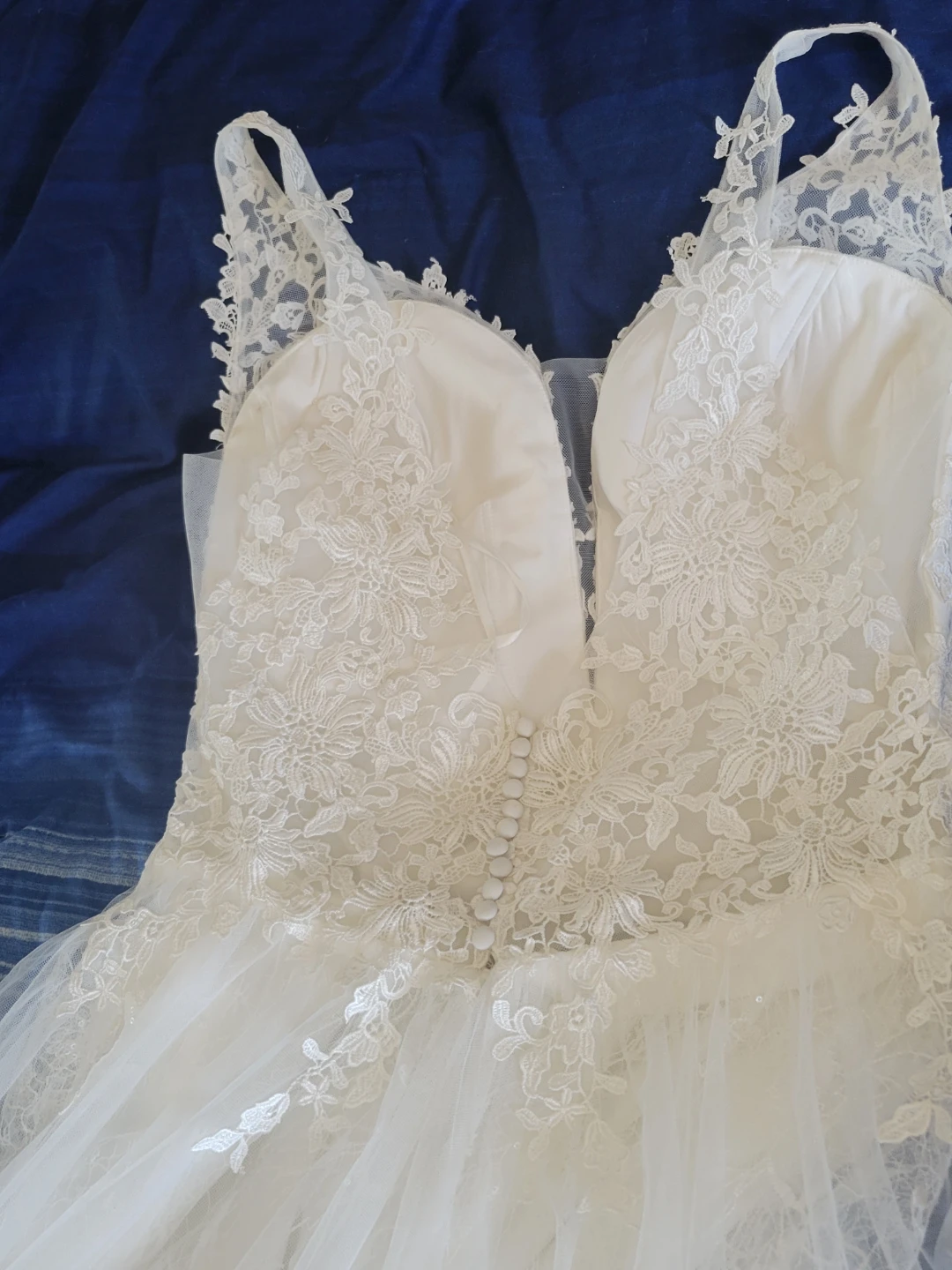 White Lace Wedding Dress - photo 4