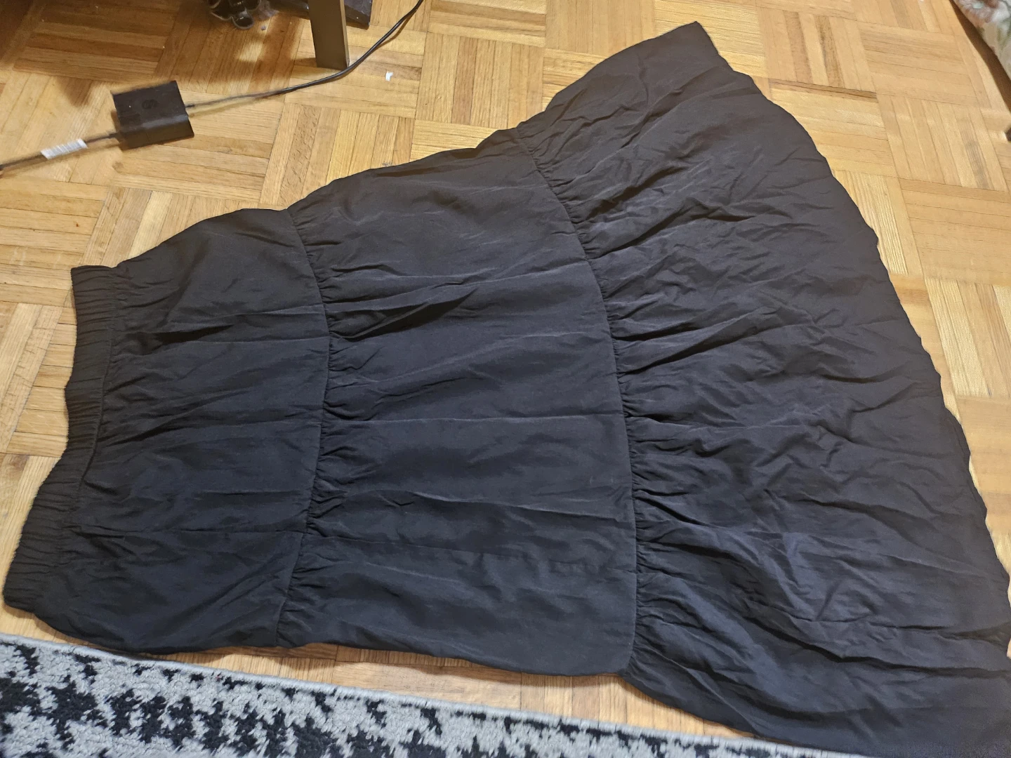 Black Polyester Maxi Skirt - Asian L