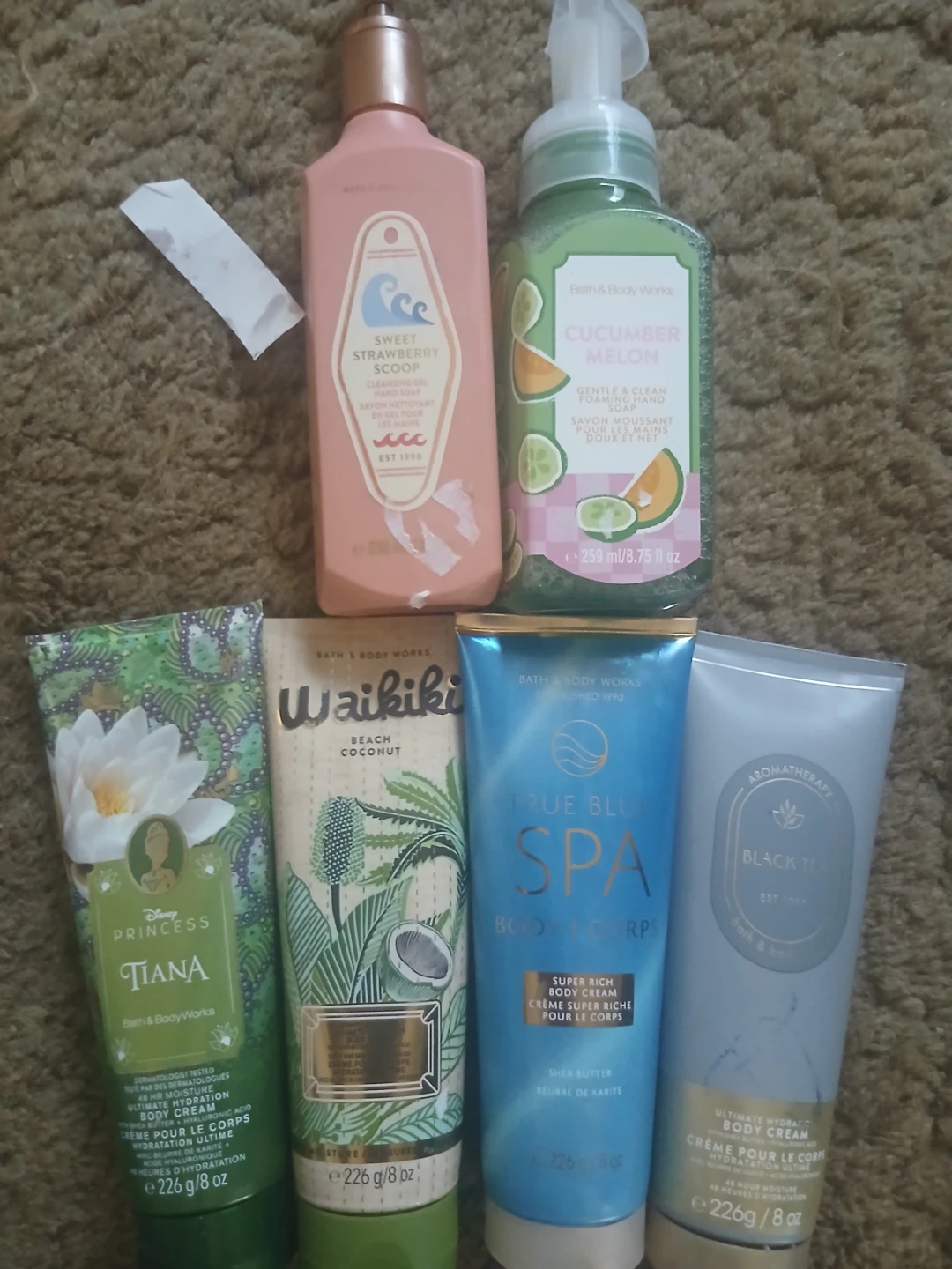 Bath & Body Works Lot: 3 Body Creams & 2 Soaps