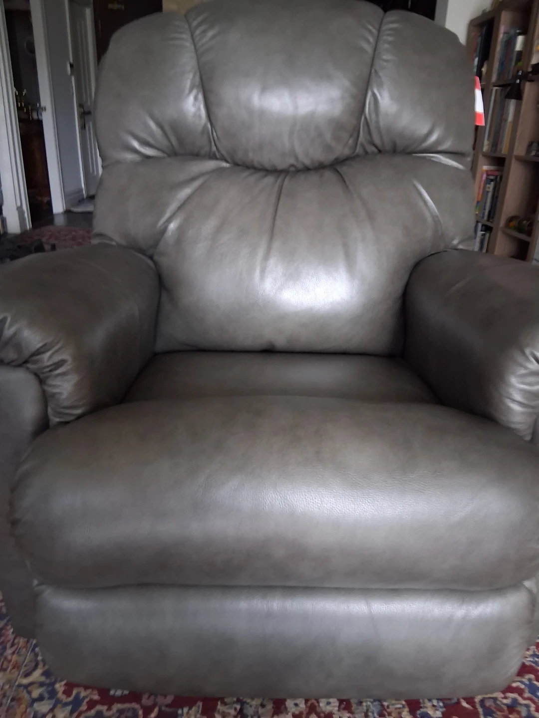 Unused Lazyboy Recliner - photo 2