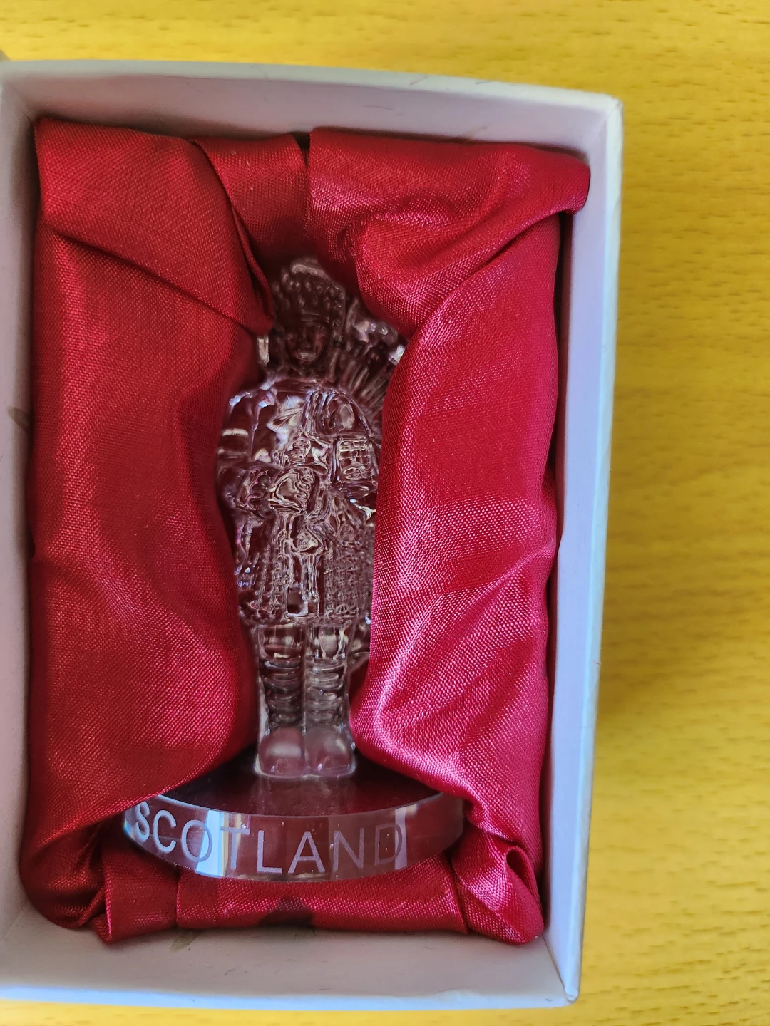 Burns Crystal Scottish Piper Figurine - photo 2